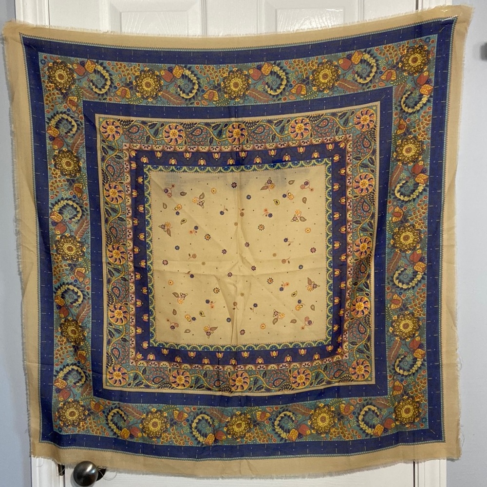 Large Scarf by Morgly